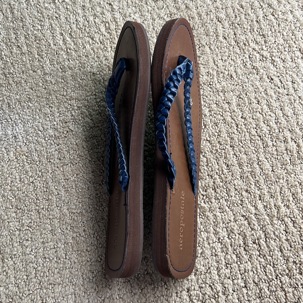 NWT Aeropostale Navy Flipflips - Picture 3 of 4